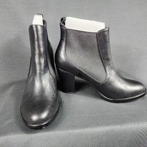 Isaac Mizrahi Black Leather Heeled Ankle Boots